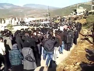 فري برس   حلب   عفرين    تشييع الشهيد شيرزاد حاج علمدار 11 2 2012 جـ3