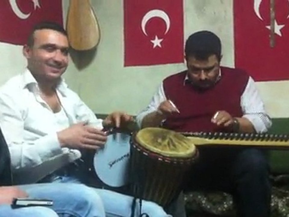 SİLLELİ PALA BİR FİNCAN KAHVE OLSA