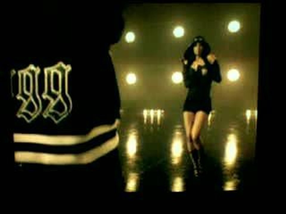 PUSSYCAT DOLLS BOUILLANTES SING BUTTONS