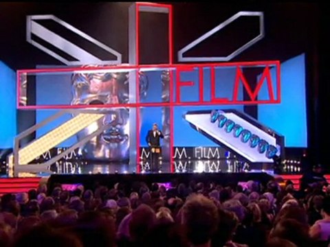 Stephen Fry makes Brad Pitt air kiss the audience at BAFTAs