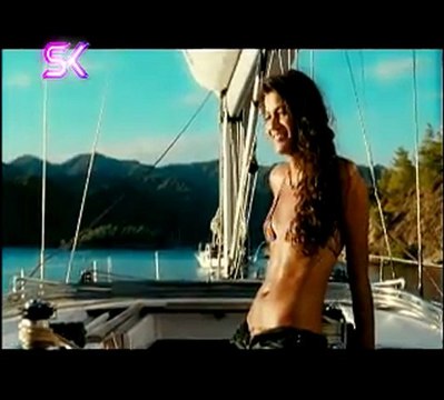 ENGİN ALTAN DÜZYATAN, BERRAK TÜZÜNATAÇ'LA AŞK YAŞIYOR MU?