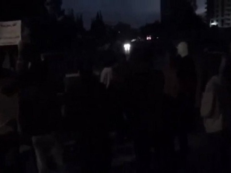 فري برس   دمشق كفرسوسة مظاهرة جامع خزيمة بعد صلاة الفجر 12 2 2012