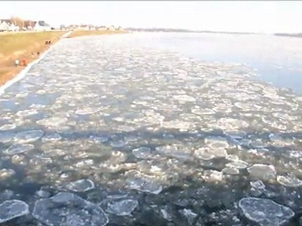 Glaçons sur la Loire