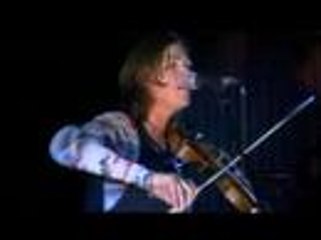 ELEANOR MCEVOY - THE BTV MUSIC VIDEO AWARDS 2007 PART 4 (BalconyTV)