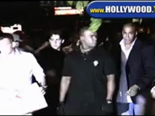 Christina Aguilera Visits The Pacific Movie Theatre & Abbey.