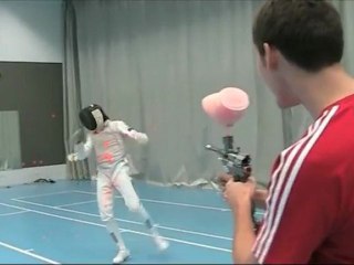 The Fencer : point-blank shoot-out