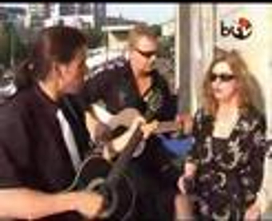 DAS PERFEKTE PROMI MASSAKER (BalconyTV)