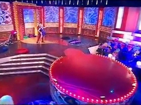 Артисты на свадьбу Шоу Трансформация костюмов efimova-bukh.