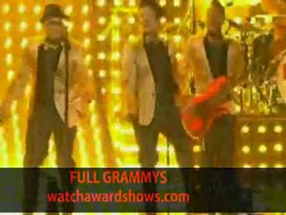Bruno Mars Grammy Awards 2012 James Brown performance_(new)217674361