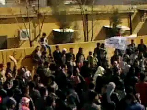 فري برس حلب الجينة جمعة النفير العام حرق العلم الروسي 10 2 2012 ج1