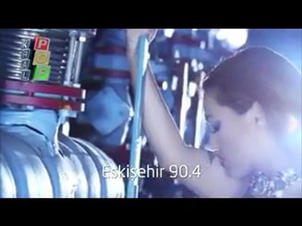 DisCoveeR BY DJ Oktay & Demet Akalın Olacak Olacak