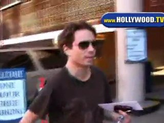 Chris Kattan walking to Bedford Medical Building
