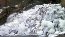 A Hirson, la cascade de Blangy gelée