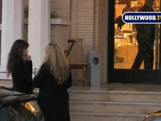 Juliette Lewis and Ethan Suplee shop at Barneys