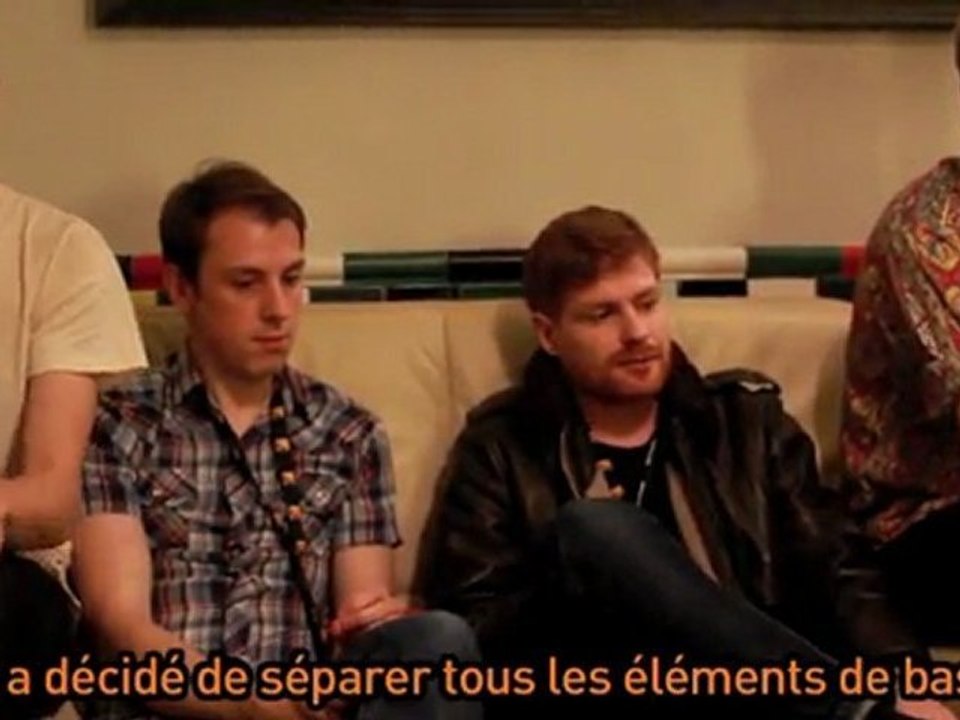 2011 vu par Django Django