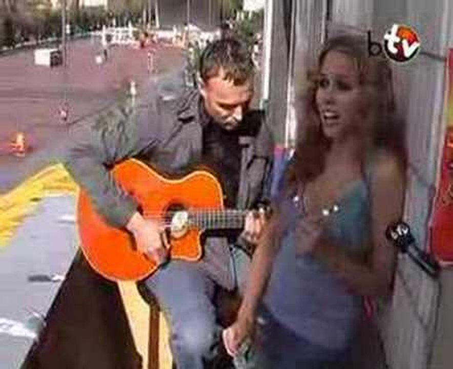 CAROLYN (BalconyTV)
