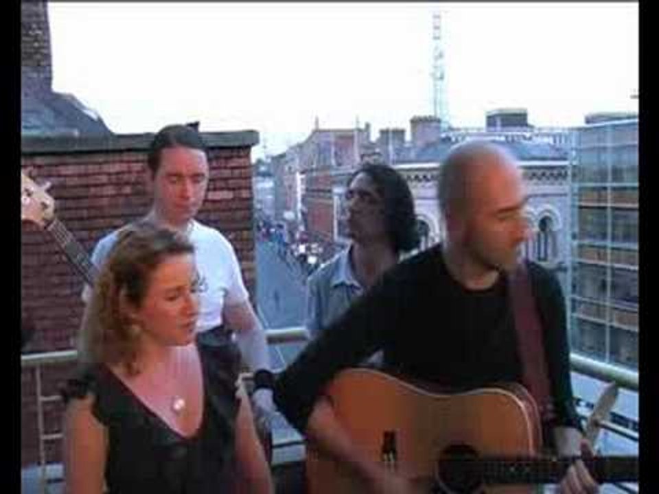 BAILER (BalconyTV)