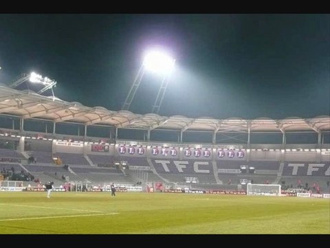 Réactions de Christophe Galtier et d'Alain Casanova après TFC v/s Saint-Etienne (0-1). Dimanche 12 février 2012 au Stadium. Par Sébastien Zanato pour Radio Occitania et ilvayavoirdusport.com