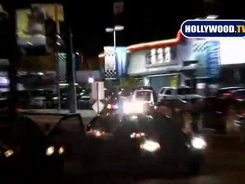 Man Shoots Himself In Armed Police Standoff, HOLLYWOOD.TV