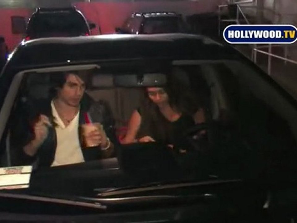 Miley Cyrus Back at Millions of Milkshakes