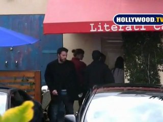 Ben Affleck and Jennifer Garner Eat At Literati Cafe.