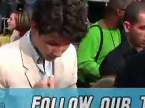 Jonas Brothers Arrive At The Kid's Choice Awards.