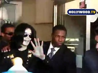 Michael Jackson And Kids Hit Toy Store in Beverly Hills