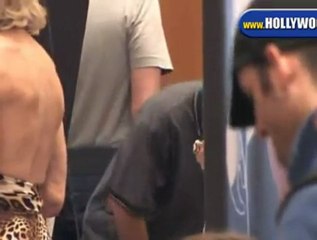 Lou Ferrigno Hangs Out In Burbank