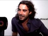 Nicolas Cabre en el back de fotos de Los Unicos 2012 - YouTube