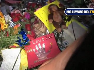 Fans At Michael Jackson's Shrine.