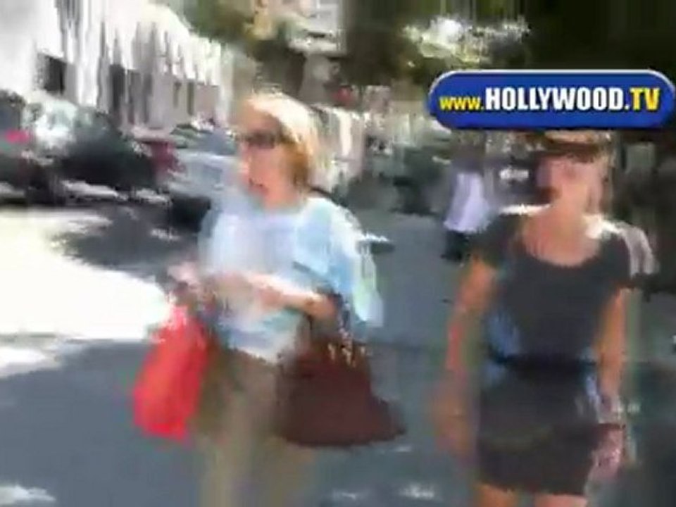 Nicky And Kathy Hilton Shop On Rodeo Drive