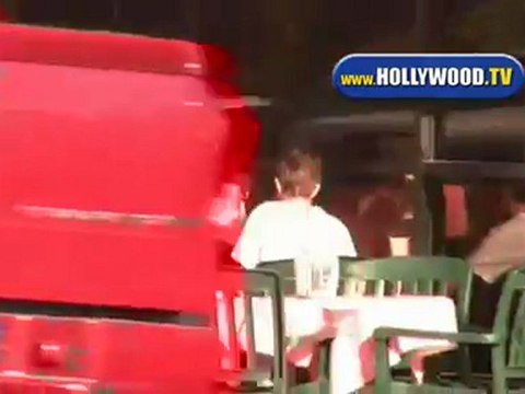 Lindsay Lohan And Samantha Ronson Have Lunch On Melrose.