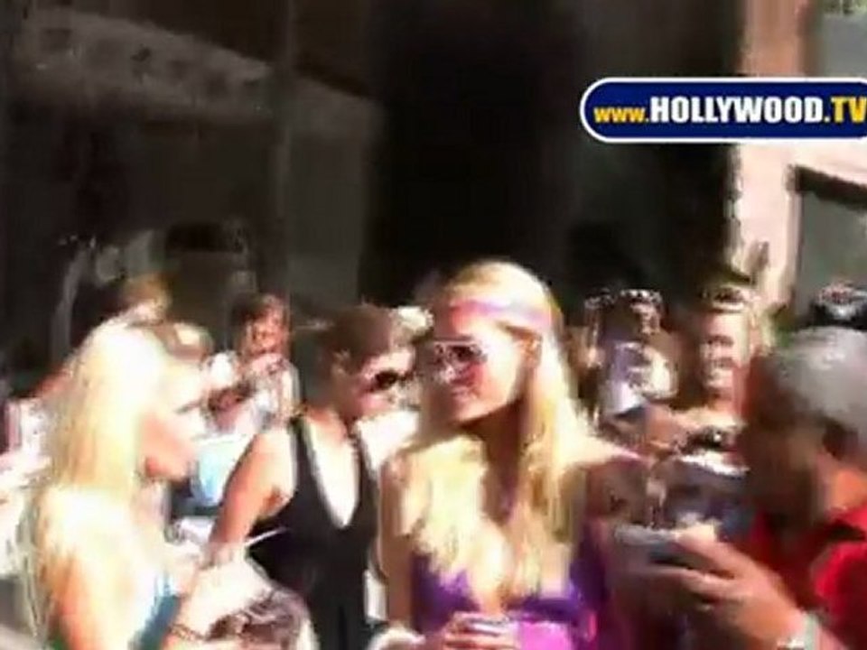 Paris And Nicky Hilton Shop On Robertson BLVD On Friday