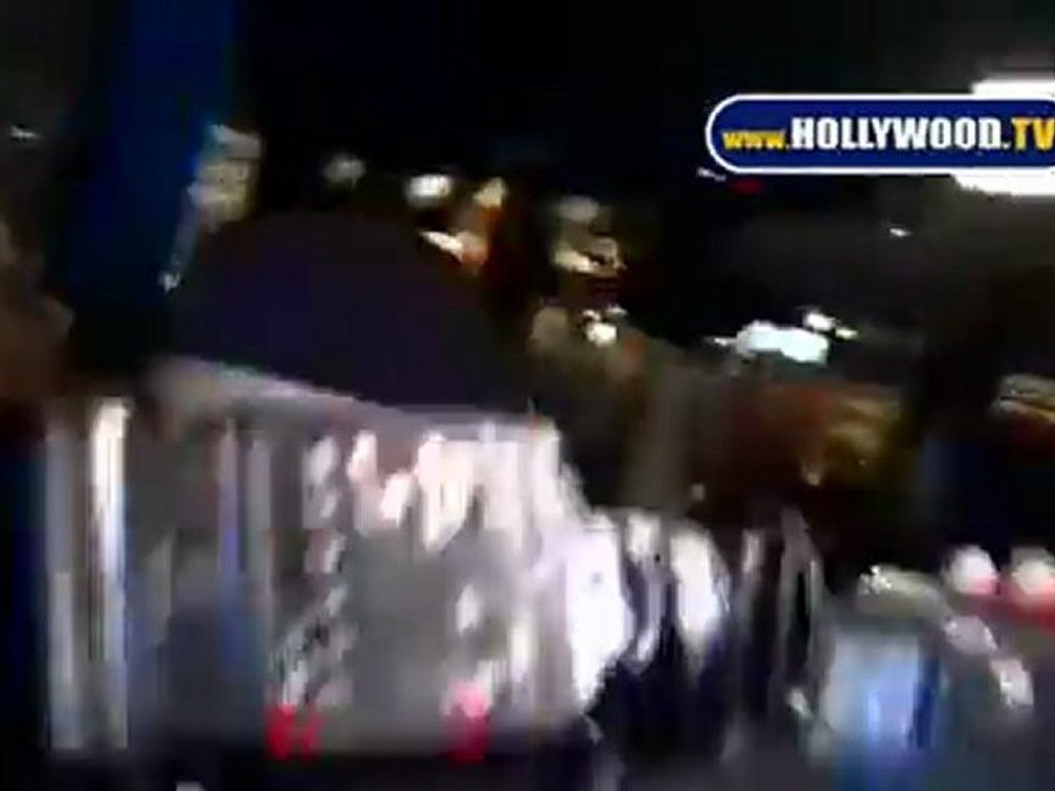 La Toya Jackson Hits Mr Chow Restaurant.