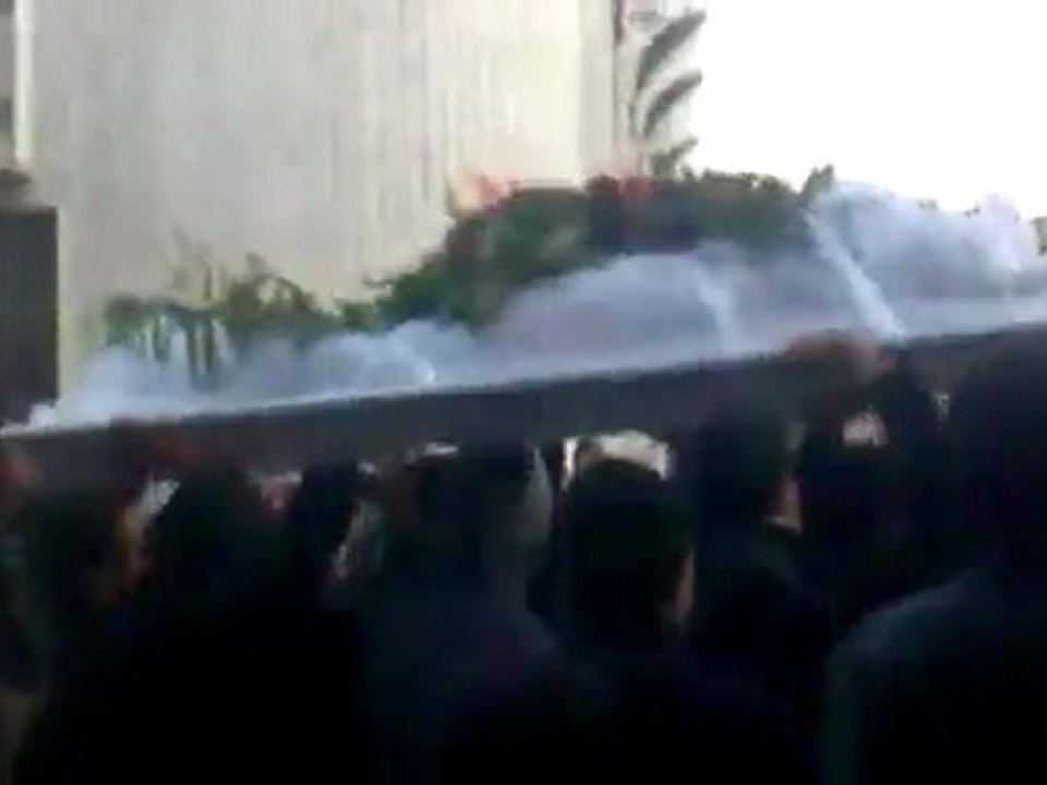 فري برس   دمشق القابون  تشييع الشهيد بدر الحموي 11 2 2012 ج1