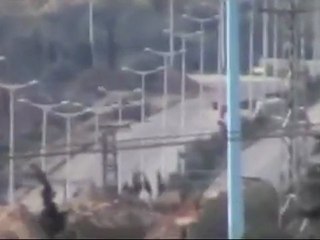 فري برس   حماة ذهاب الشبيحة إلى حي طريق حلب12 2 2012