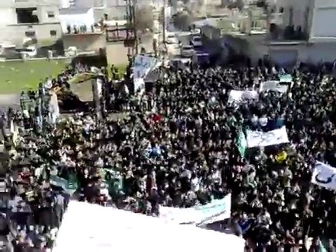 فري برس حماة كرناز جمعة روسيا تقتل أطفالنا مظاهرة حاشدة 10 2 2012