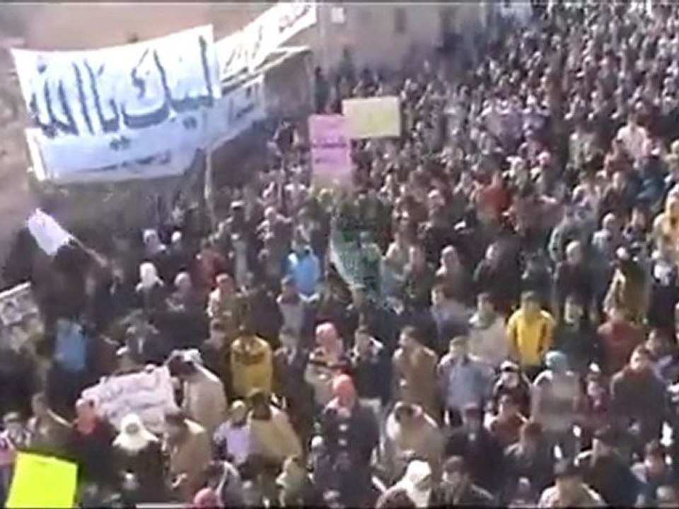 فري برس   حلب  عندان  جمعة النفير العام روسيا تقتل اطفالنا 10 2 2011