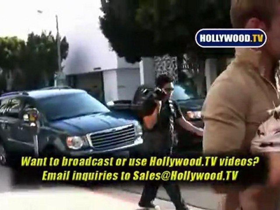 "Twilight" star Cam Gigandet & Daughter Everleigh Ray Gigandet At Kitson