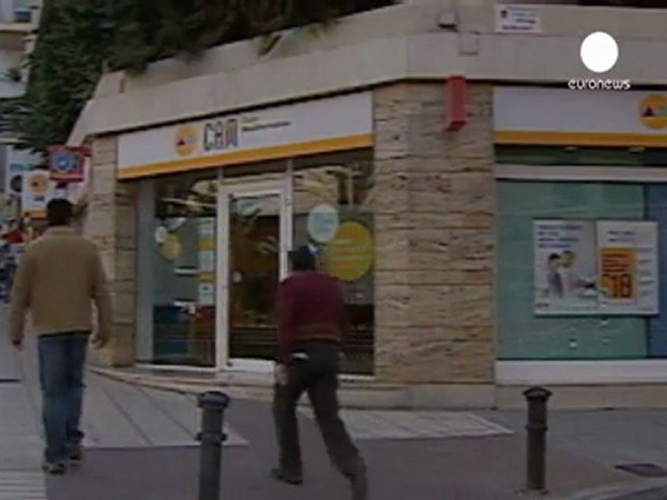 Las bolsas europeas lastradas por la calificación de la...