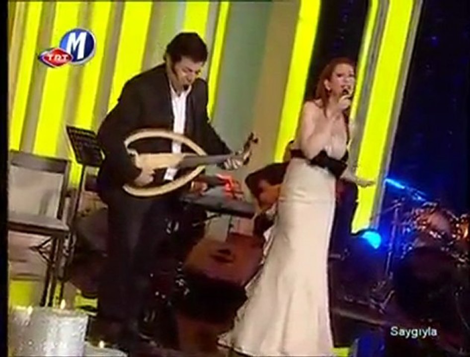 Coşkun SABAH "BİR İLKBAHAR SABAHI  GÜNEŞLE UYANDINMI HİÇ"