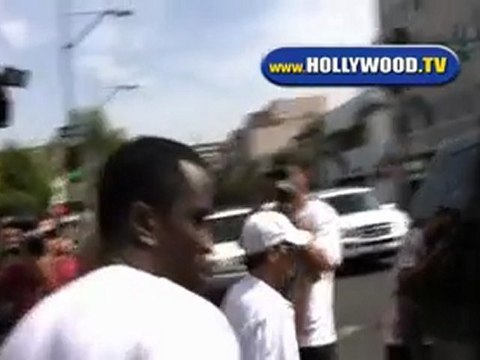 Sean Diddy Combs Has Lunch On Friday Afternoon