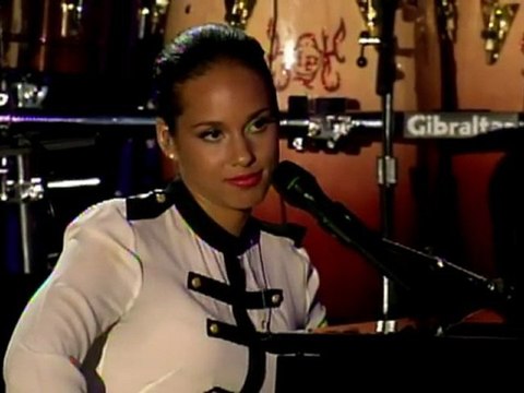Alicia Keys Remembers Whitney Houston