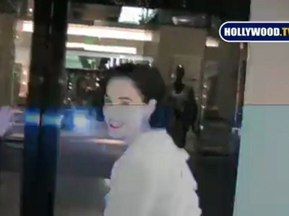 Dita Von Tease Shops On Rodeo