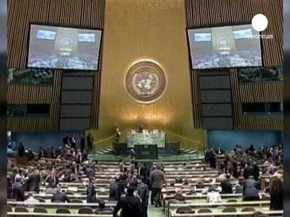 La artillería siria machaca los barrios rebeldes de Homs