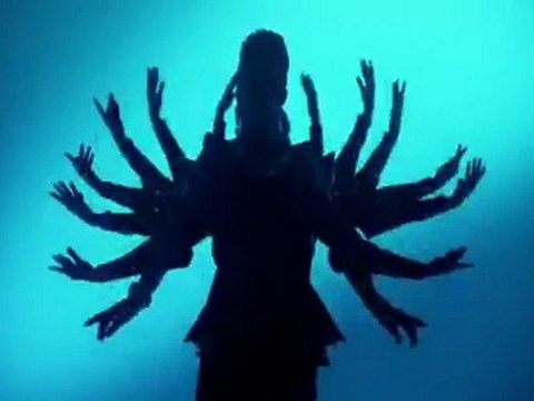 Hande Yener Unutulmuyor - muzikbizde.com Müzik dinle