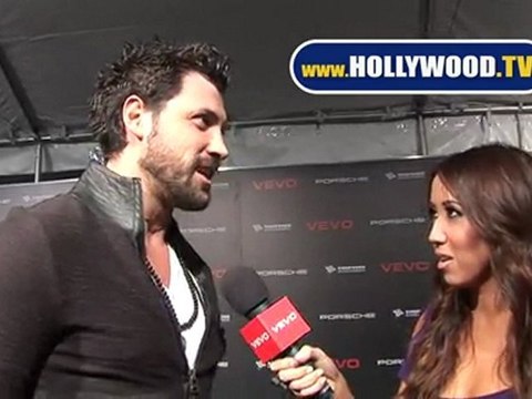 MaksimChmerkovskiy Avalon 112110 YT