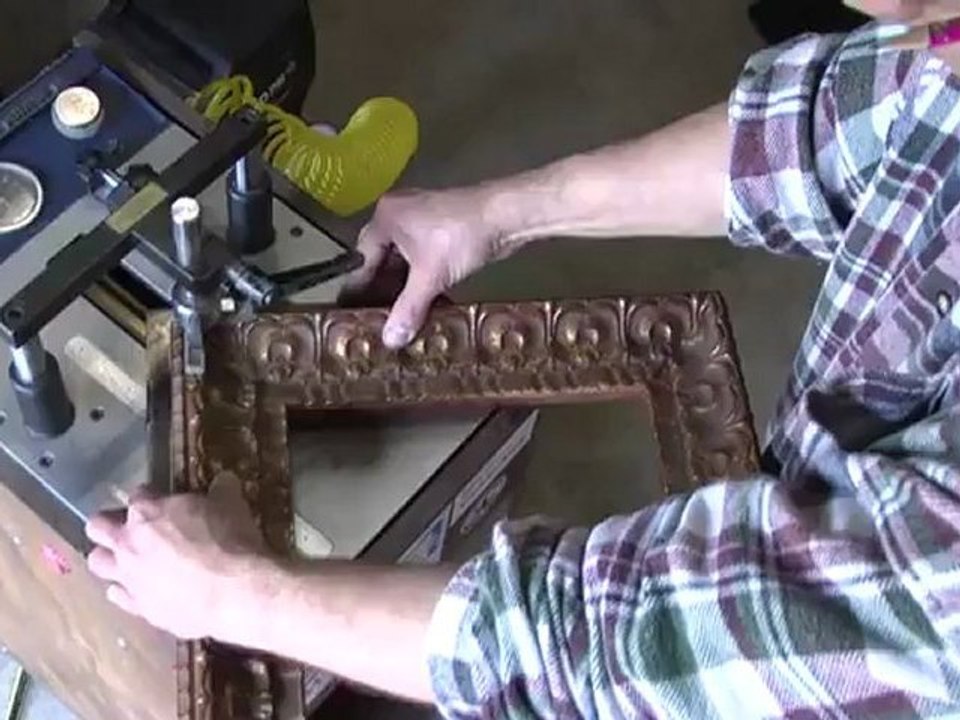 Houston Art & Frame - Custom Picture Framer