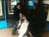 CCTV captures Chinese cash point robbers in the act
