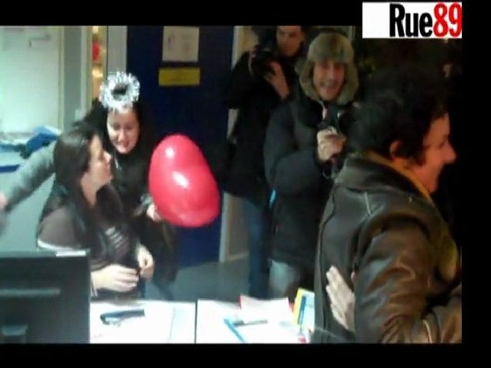 Des chômeurs disent leur amour à Pôle emploi